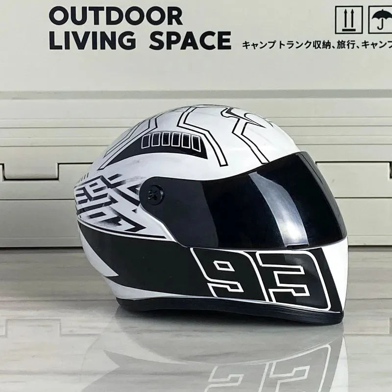 DIY Pet Helmet – Mini Cat & Dog Safety Hat for Outdoors, Photos, or Motorcycle